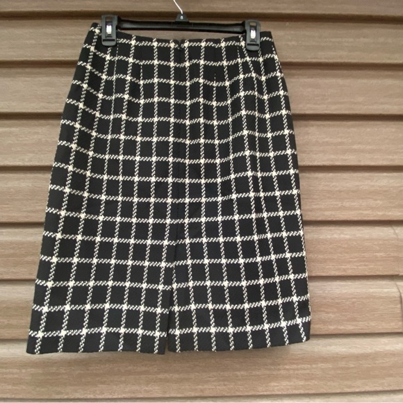 Talbots Black/White Wool Lined Skirt - Picture 3 of 5